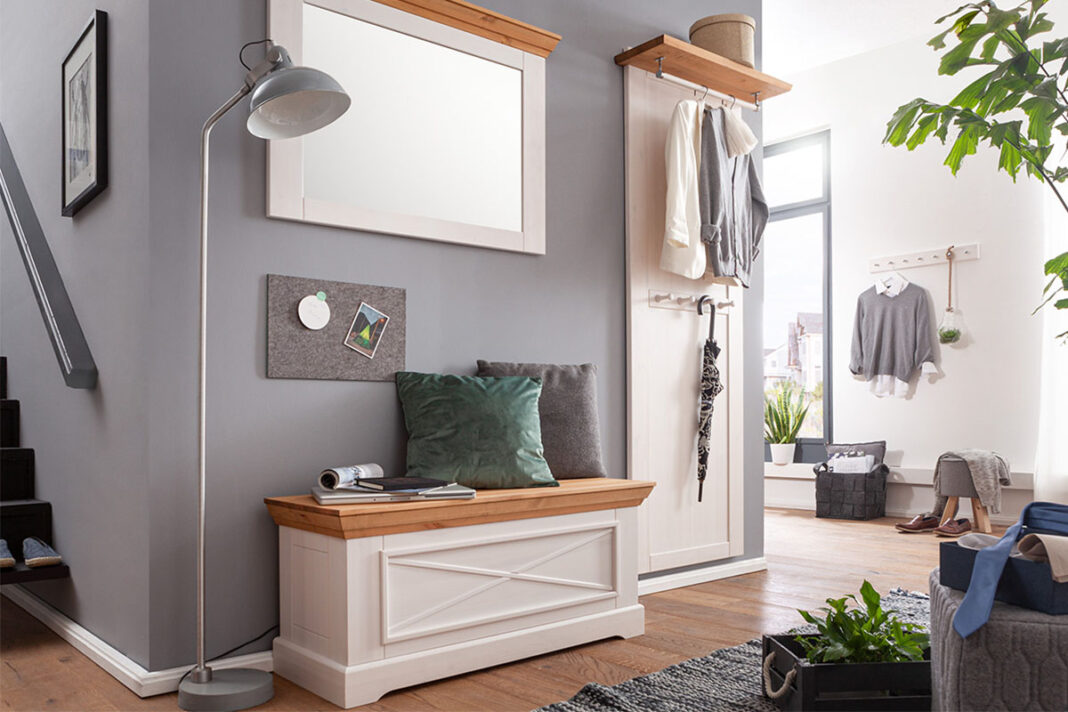 Jaki kolor pasuje do szarego przedpokoju? Stwórz elegancką i przytulną przestrzeń