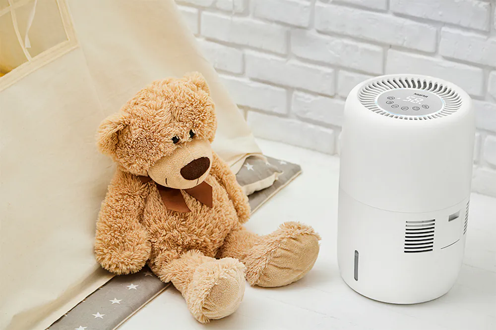 Jaki nawilżacz powietrza dla dziecka? Poradnik dla rodziców
