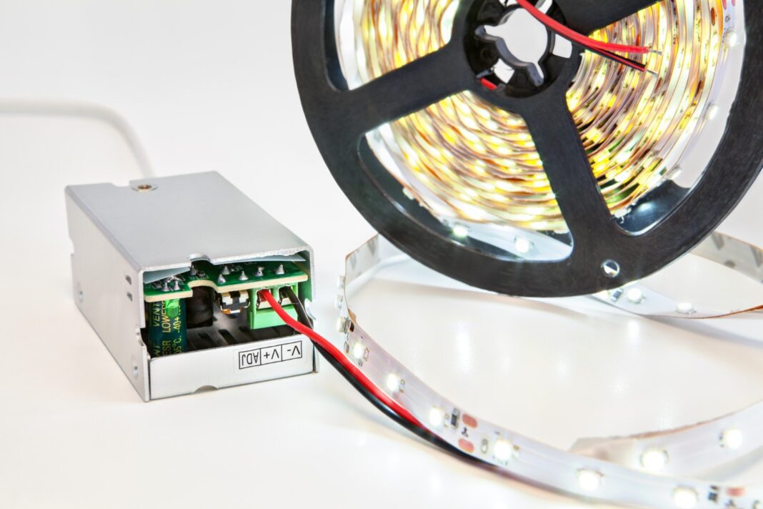 Jaki zasilacz do LED? Poradnik i kluczowe parametry