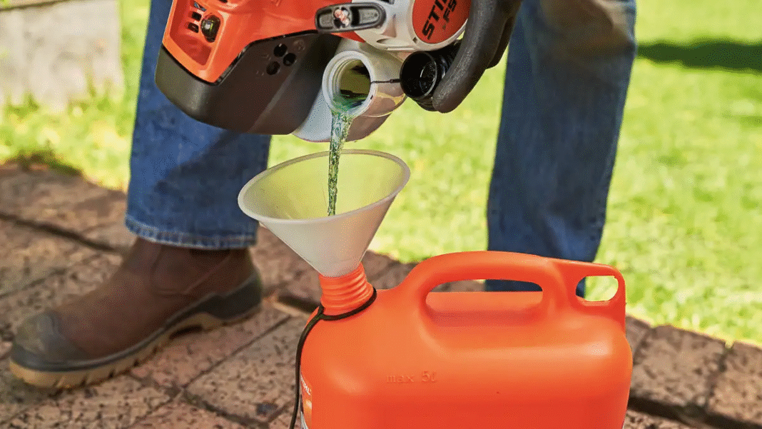 Jakie paliwo do piły spalinowej? Kompletny przewodnik po benzynie, oleju i mieszankach